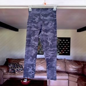 Lululemon Align high waist capris size 4